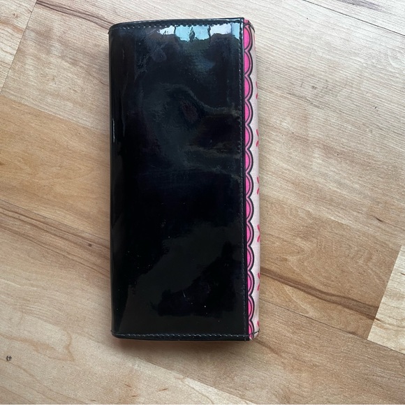 Hello Kitty Wallet - Picture 6 of 6